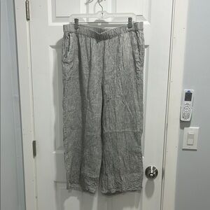 Eileen Fisher Gray Cropped Ankle Pants